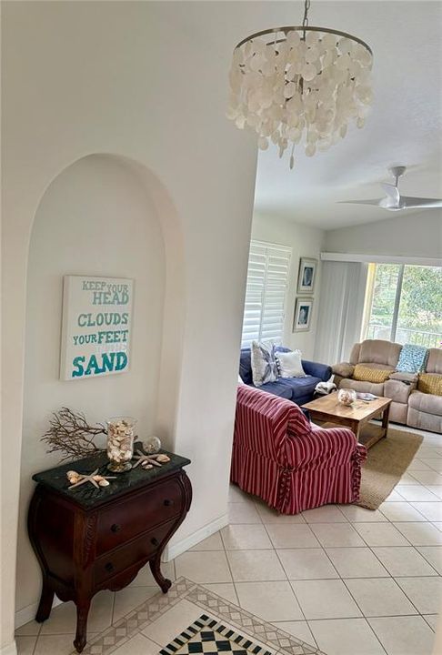 For Rent: $2,200 (3 beds, 2 baths, 1383 Square Feet)