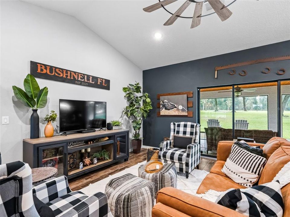 For Sale: $1,220,000 (3 beds, 2 baths, 2245 Square Feet)