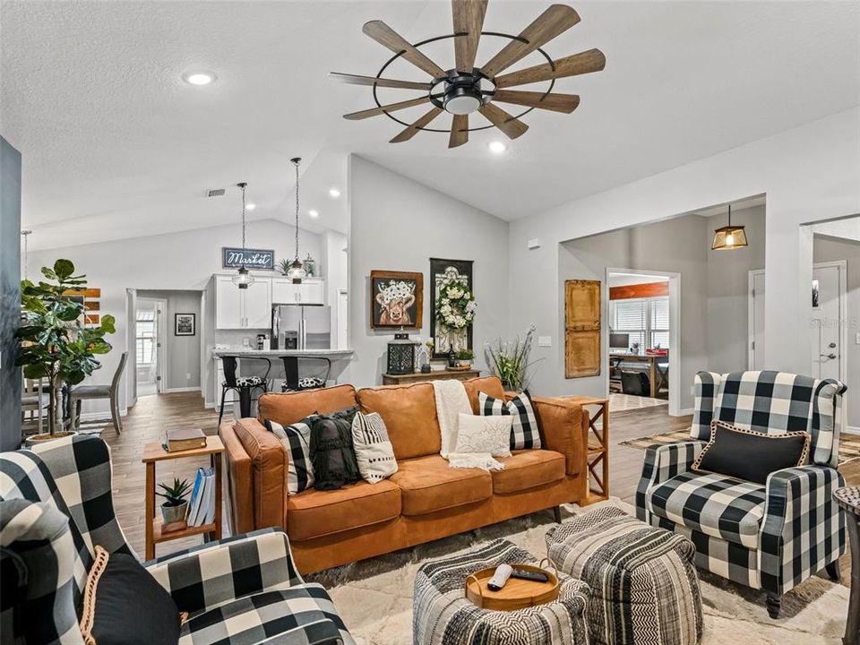 For Sale: $1,220,000 (3 beds, 2 baths, 2245 Square Feet)