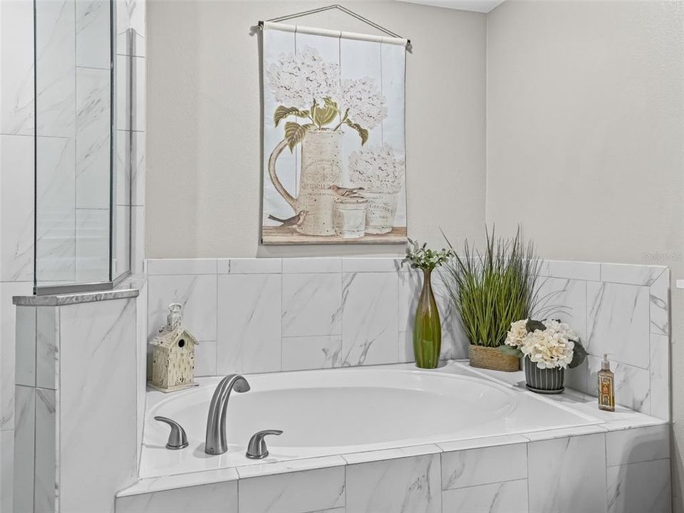 For Sale: $1,220,000 (3 beds, 2 baths, 2245 Square Feet)