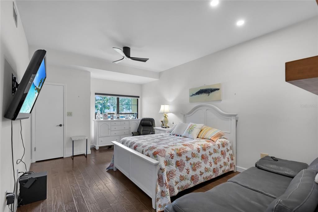 На продажу: $475,000 (3 спален, 3 ванн, 2201 Квадратных фут)