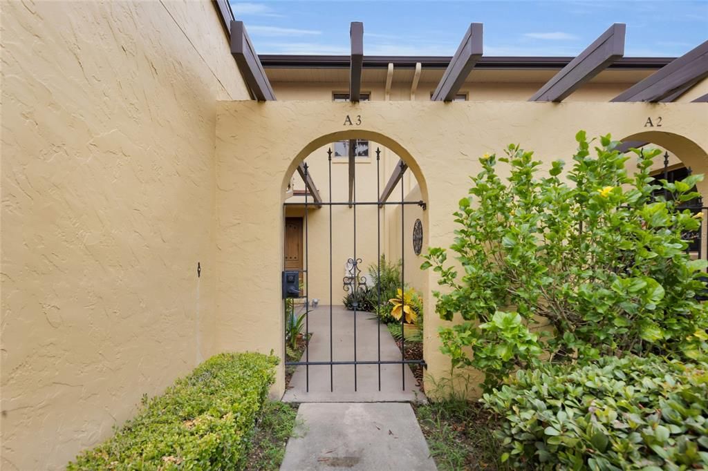 На продажу: $475,000 (3 спален, 3 ванн, 2201 Квадратных фут)