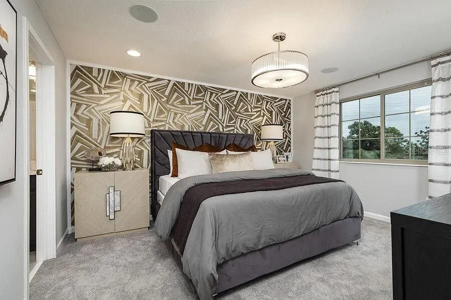 For Rent: $2,500 (3 beds, 2 baths, 1500 Square Feet)