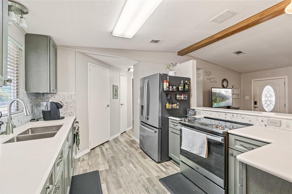 待售: $219,500 (3 贝兹, 2 浴室, 1152 平方英尺)