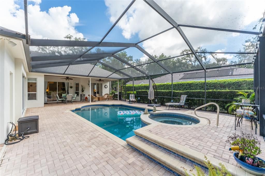 En Venta: $925,000 (4 camas, 3 baños, 3154 Pies cuadrados)