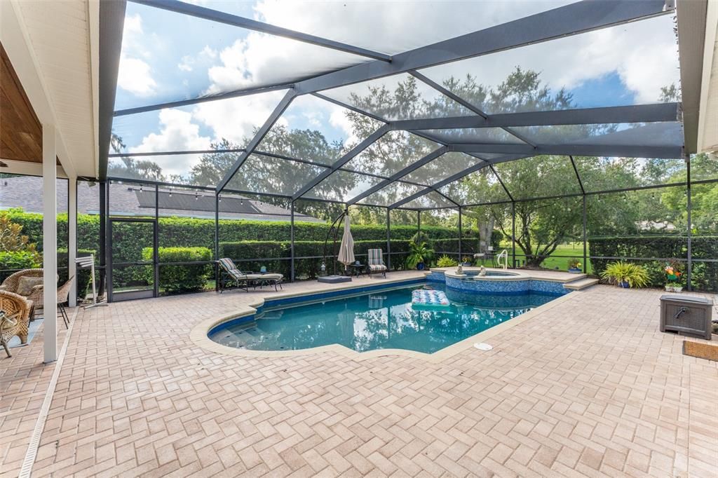 En Venta: $925,000 (4 camas, 3 baños, 3154 Pies cuadrados)