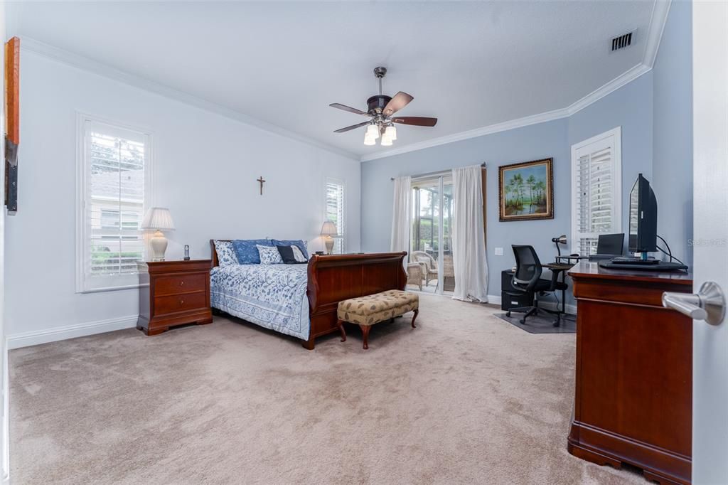 En Venta: $925,000 (4 camas, 3 baños, 3154 Pies cuadrados)