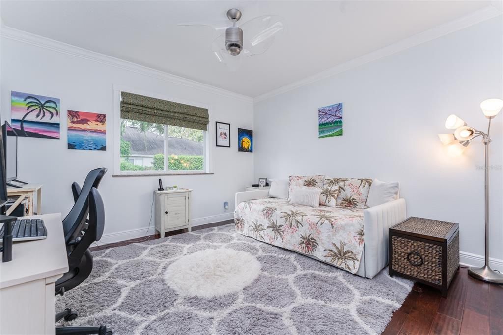 En Venta: $925,000 (4 camas, 3 baños, 3154 Pies cuadrados)