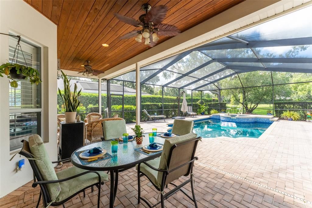 En Venta: $925,000 (4 camas, 3 baños, 3154 Pies cuadrados)