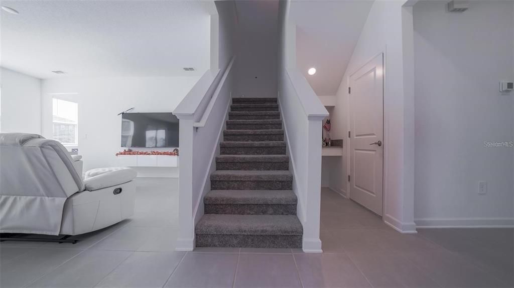 For Sale: $580,000 (5 beds, 3 baths, 3287 Square Feet)