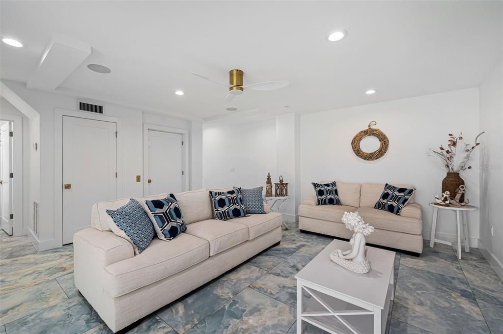 待售: $2,750,000 (3 贝兹, 4 浴室, 2729 平方英尺)