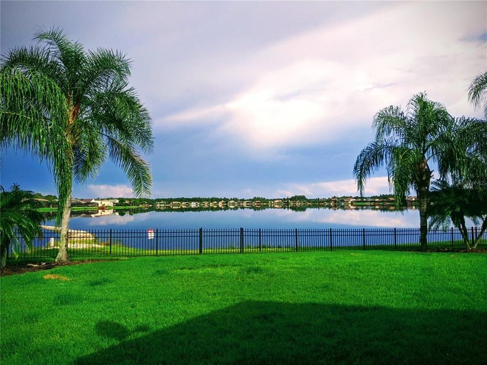 Active With Contract: $854,800 (4 beds, 3 baths, 2865 Square Feet)