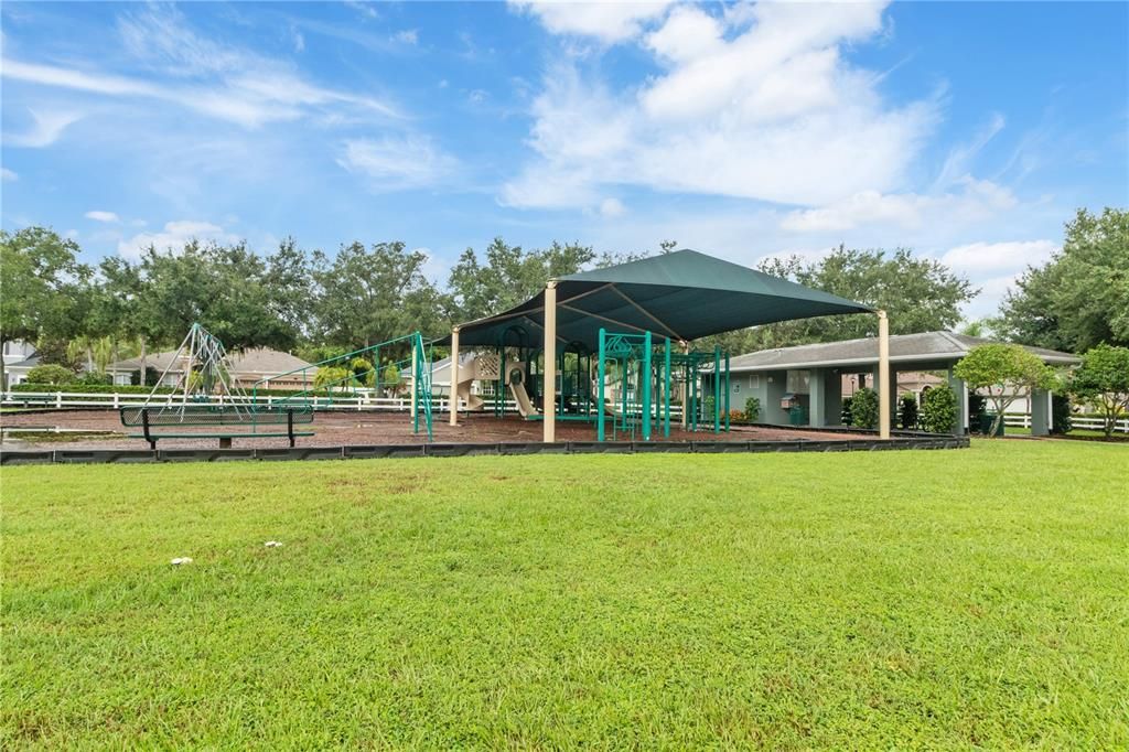 Active With Contract: $854,800 (4 beds, 3 baths, 2865 Square Feet)