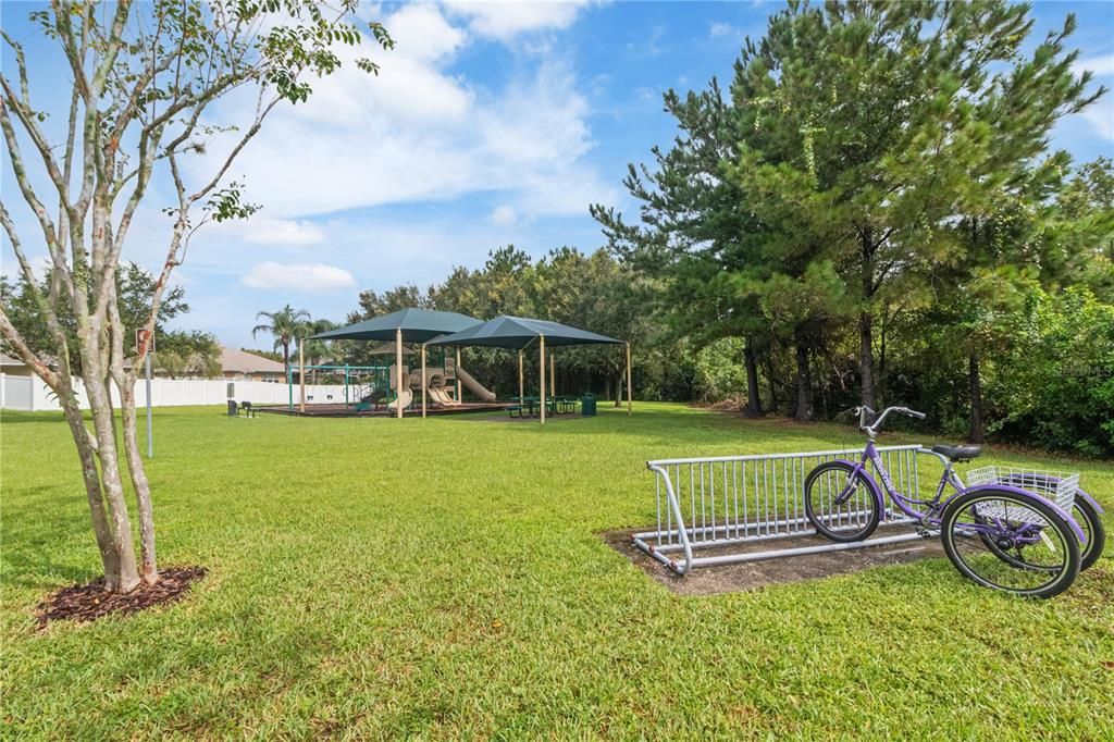 Active With Contract: $854,800 (4 beds, 3 baths, 2865 Square Feet)