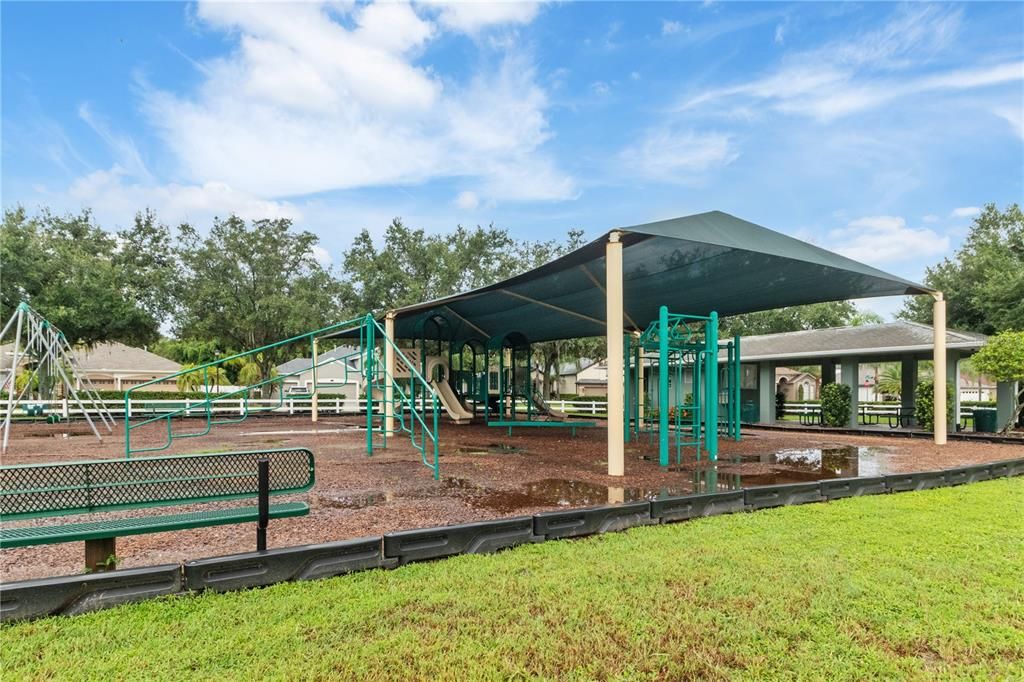 Active With Contract: $854,800 (4 beds, 3 baths, 2865 Square Feet)