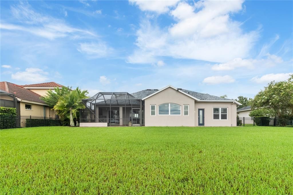 Active With Contract: $854,800 (4 beds, 3 baths, 2865 Square Feet)