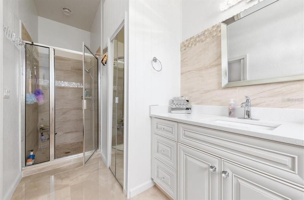 For Sale: $470,000 (4 beds, 2 baths, 2287 Square Feet)