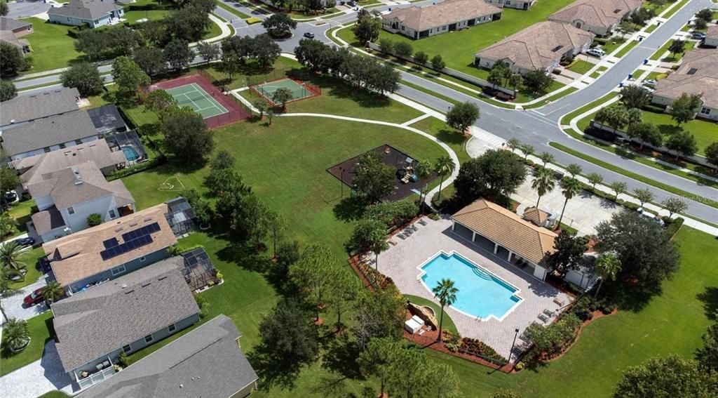 For Sale: $470,000 (4 beds, 2 baths, 2287 Square Feet)