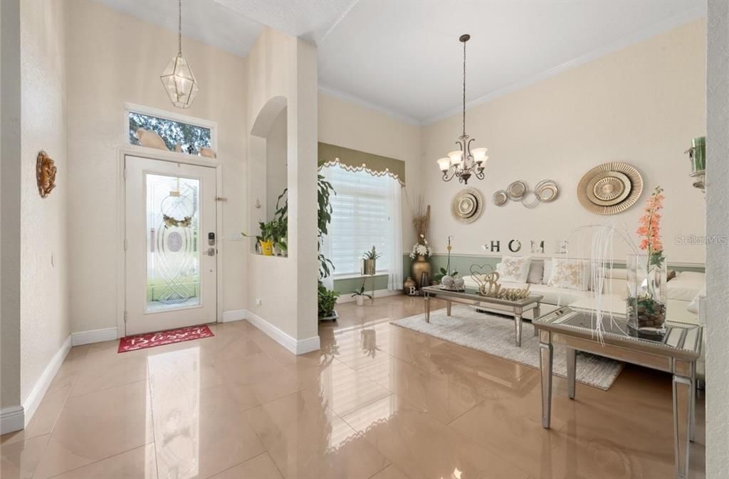 For Sale: $470,000 (4 beds, 2 baths, 2287 Square Feet)