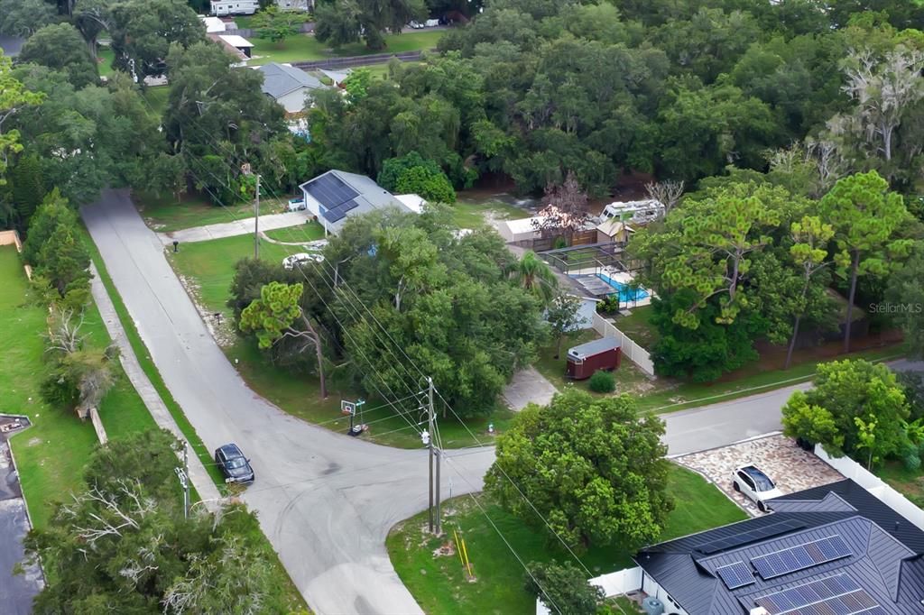 Под контрактом: $395,000 (3 спален, 2 ванн, 1176 Квадратных фут)