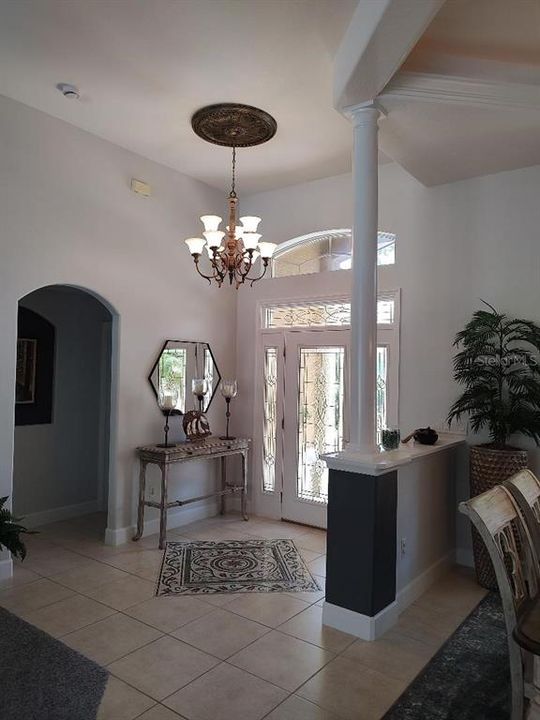 待售: $735,900 (4 贝兹, 2 浴室, 2344 平方英尺)