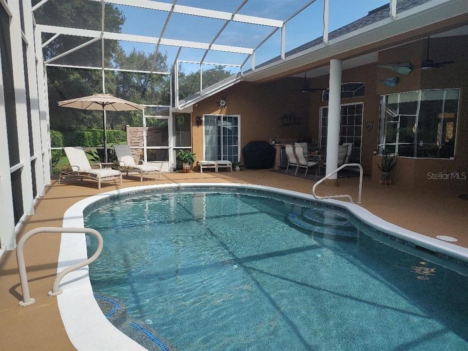 待售: $735,900 (4 贝兹, 2 浴室, 2344 平方英尺)