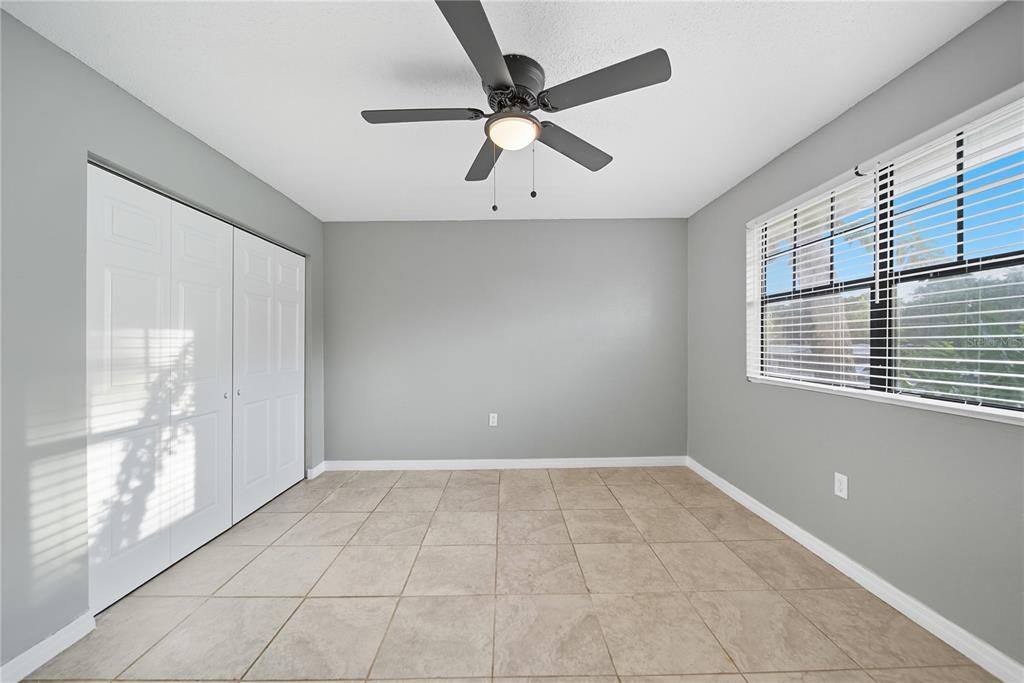 For Sale: $140,000 (2 beds, 1 baths, 899 Square Feet)