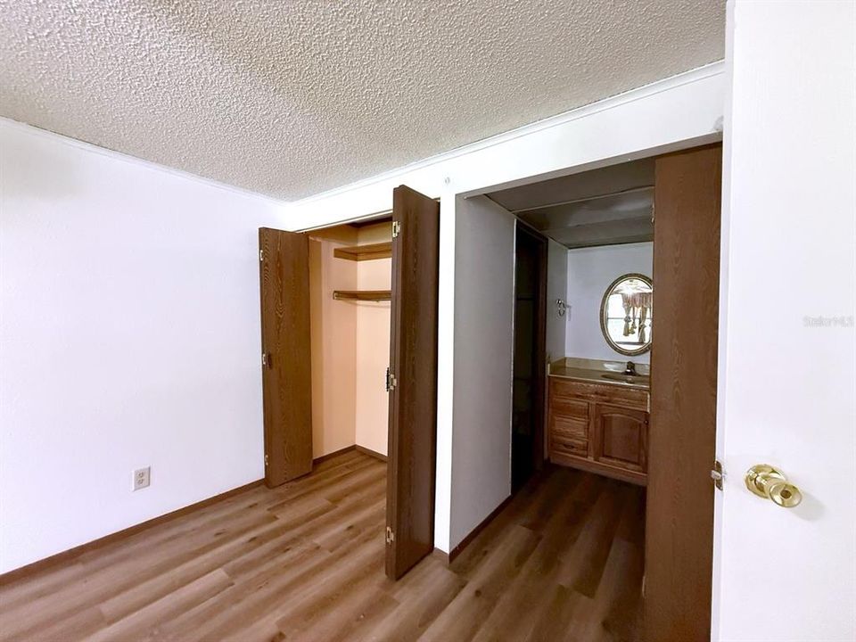 待售: $249,900 (3 贝兹, 2 浴室, 1152 平方英尺)