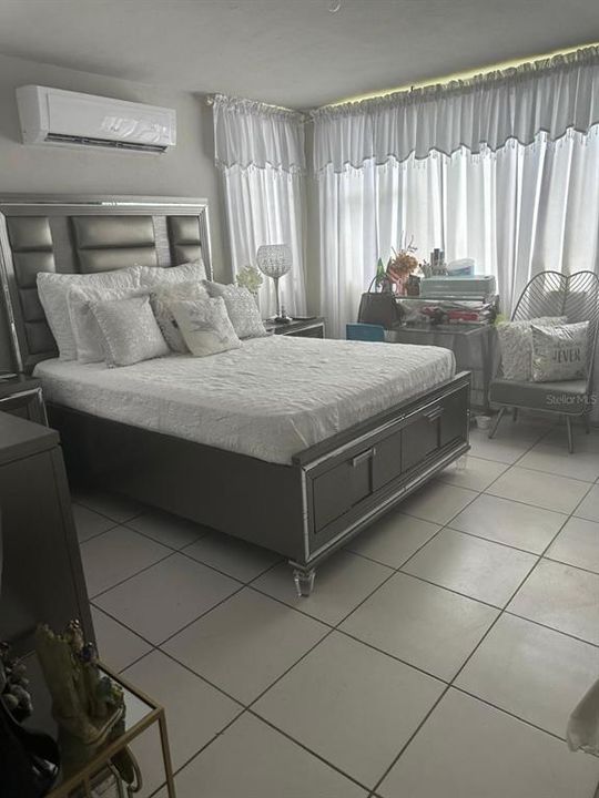 待售: $275,000 (3 贝兹, 2 浴室, 0 平方英尺)