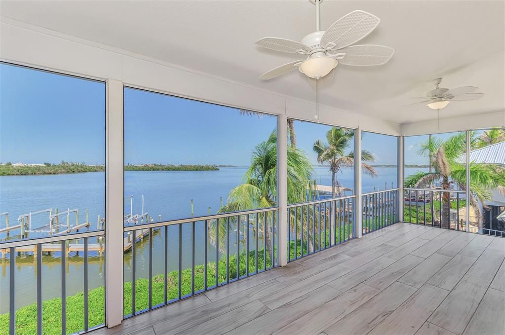 На продажу: $550,000 (2 спален, 2 ванн, 1322 Квадратных фут)