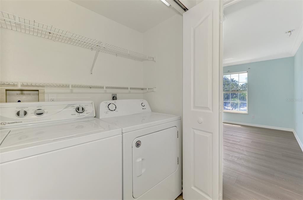 На продажу: $550,000 (2 спален, 2 ванн, 1322 Квадратных фут)