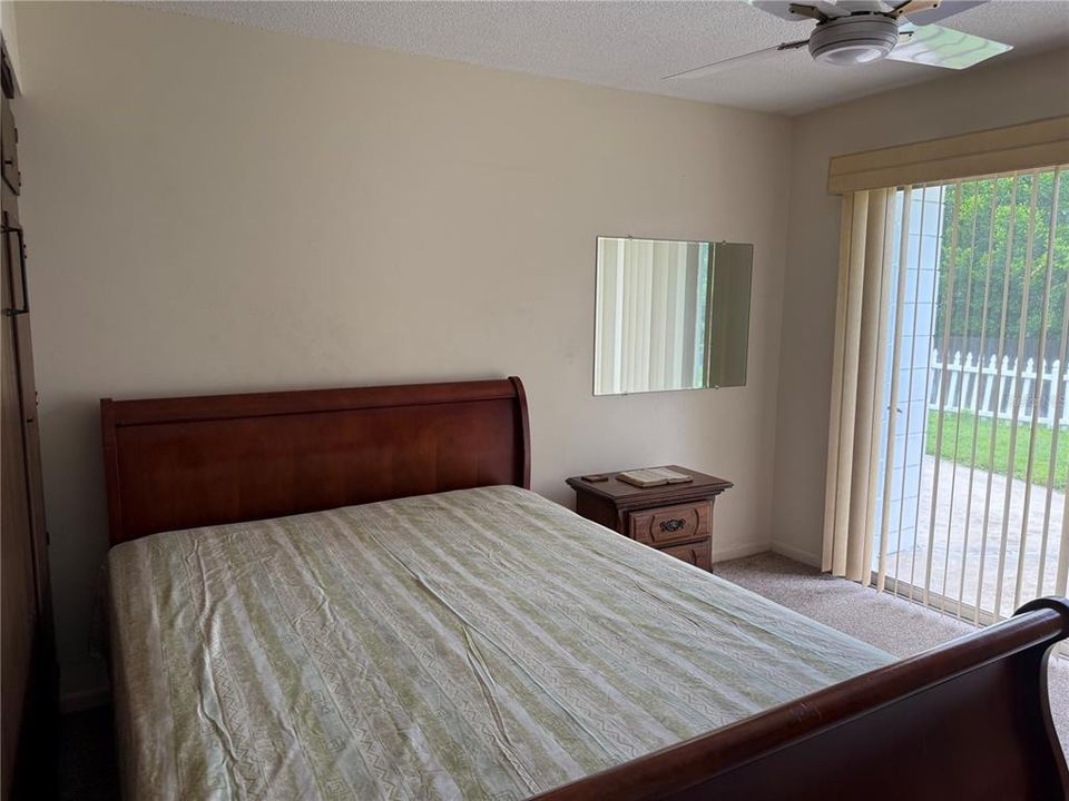 出租: $1,800 (2 贝兹, 2 浴室, 1418 平方英尺)