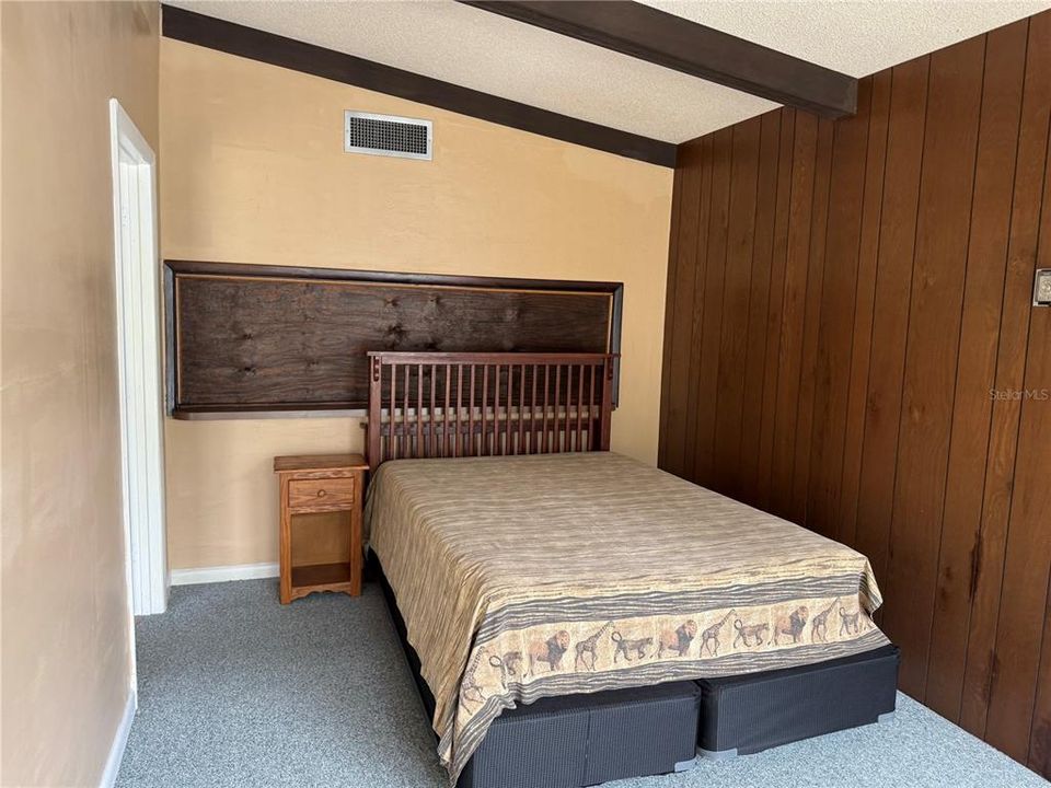 出租: $1,800 (2 贝兹, 2 浴室, 1418 平方英尺)