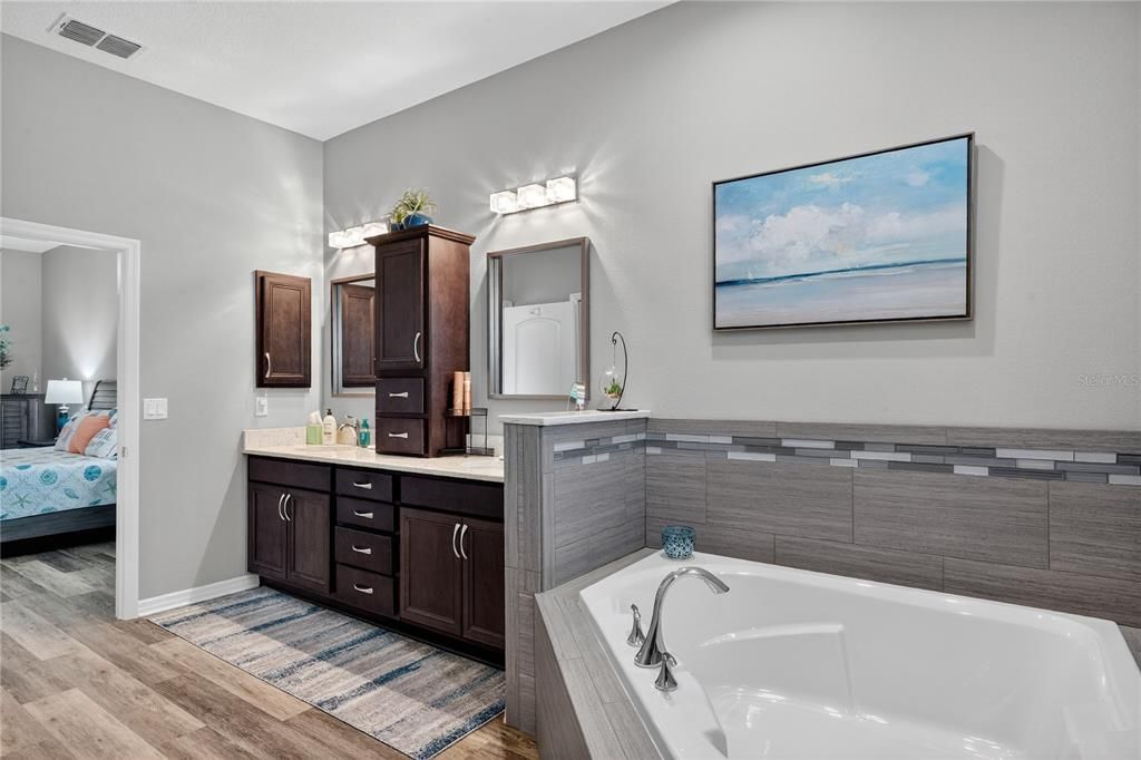 Active With Contract: $384,900 (3 beds, 2 baths, 2053 Square Feet)