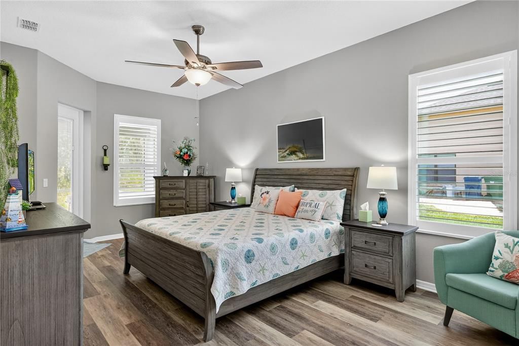 Active With Contract: $384,900 (3 beds, 2 baths, 2053 Square Feet)