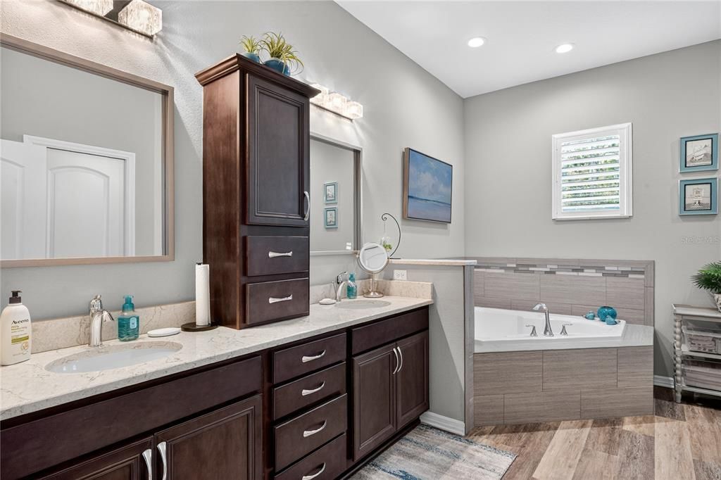 Active With Contract: $384,900 (3 beds, 2 baths, 2053 Square Feet)