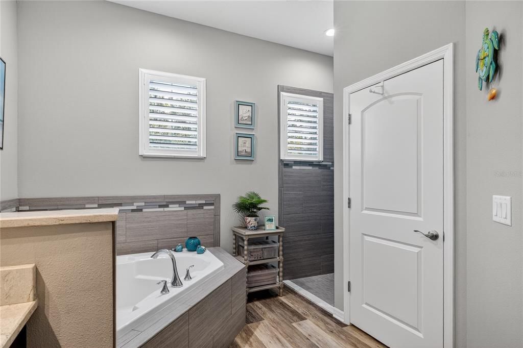 Active With Contract: $384,900 (3 beds, 2 baths, 2053 Square Feet)