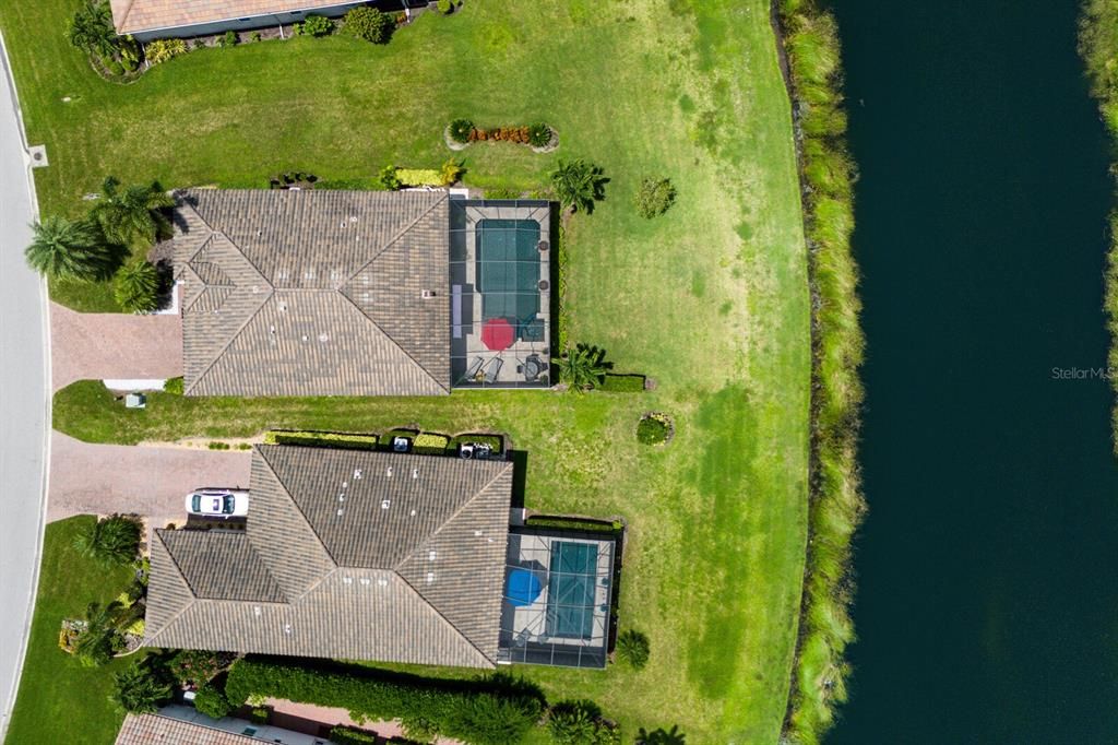 合同活跃: $699,000 (4 贝兹, 2 浴室, 1999 平方英尺)