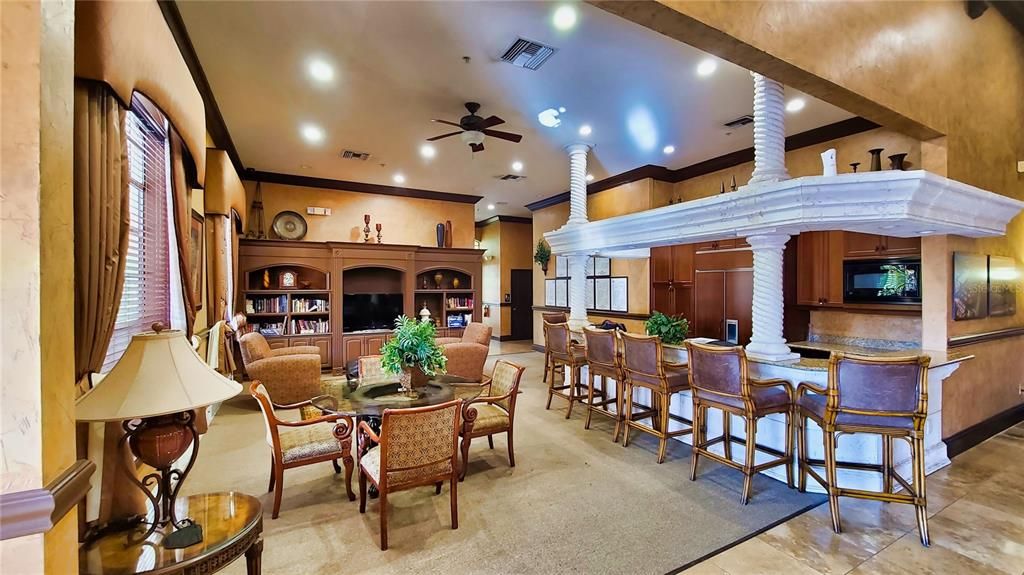 Active With Contract: $1,900 (2 beds, 2 baths, 1209 Square Feet)