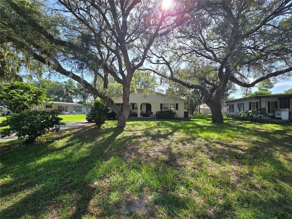 For Sale: $169,900 (3 beds, 2 baths, 1572 Square Feet)