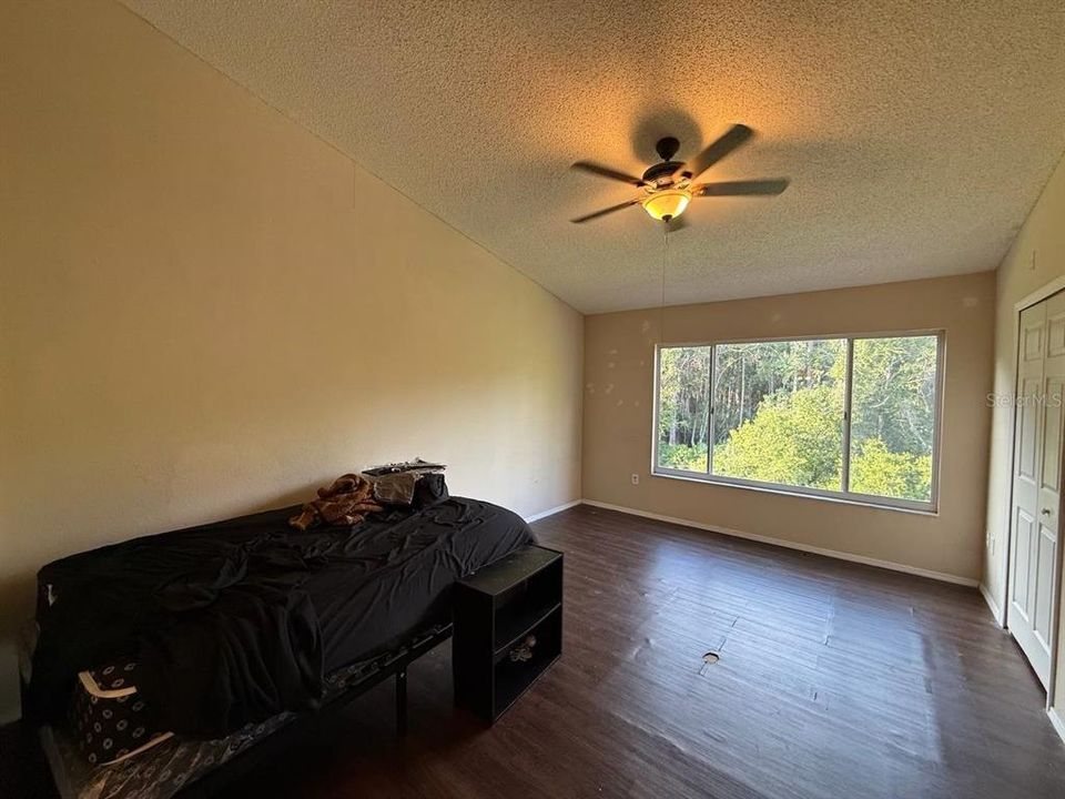 出租: $1,550 (2 贝兹, 2 浴室, 1184 平方英尺)