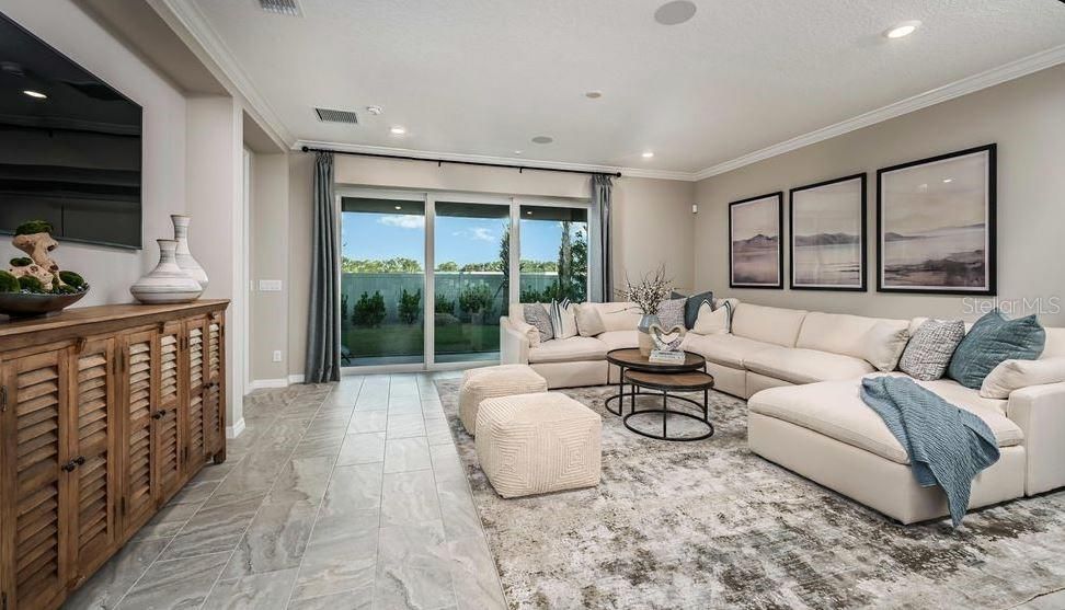 Active With Contract: $682,554 (4 beds, 3 baths, 2394 Square Feet)