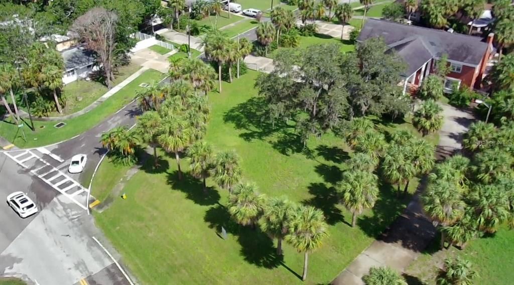 待售: $499,000 (0.66 acres)