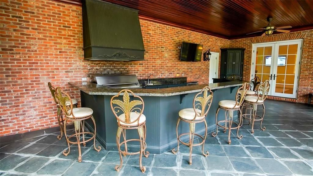 For Sale: $7,900,000 (4 beds, 5 baths, 10010 Square Feet)