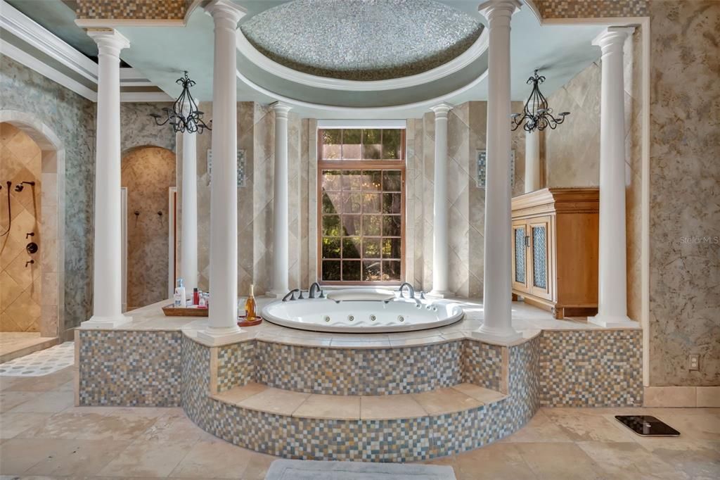 For Sale: $6,800,000 (5 beds, 5 baths, 10010 Square Feet)
