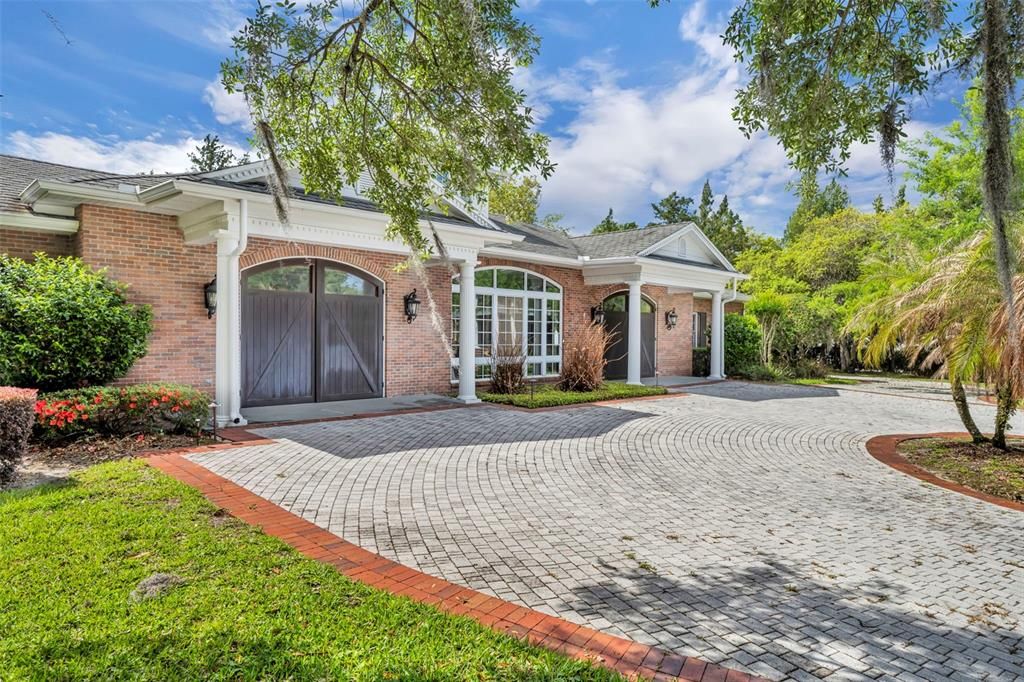 For Sale: $6,800,000 (5 beds, 5 baths, 10010 Square Feet)
