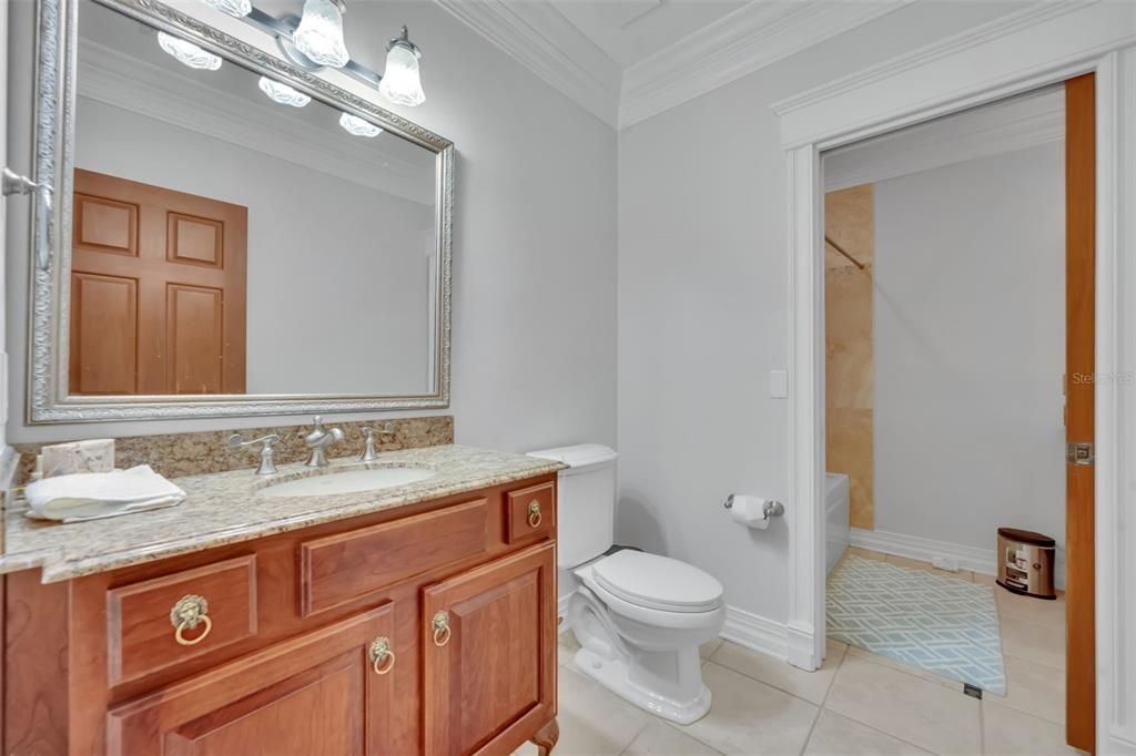 For Sale: $6,800,000 (5 beds, 5 baths, 10010 Square Feet)
