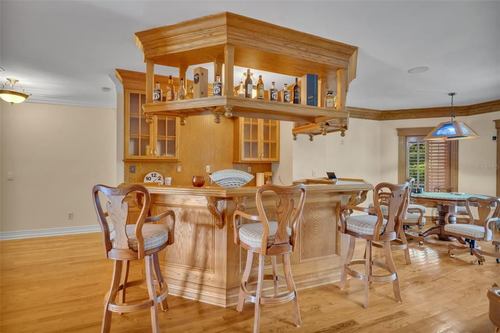 For Sale: $6,800,000 (5 beds, 5 baths, 10010 Square Feet)