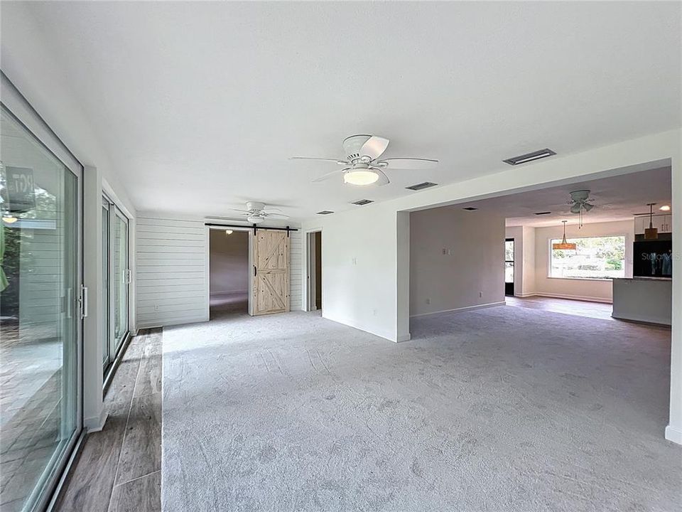 En Venta: $235,000 (2 camas, 2 baños, 1600 Pies cuadrados)