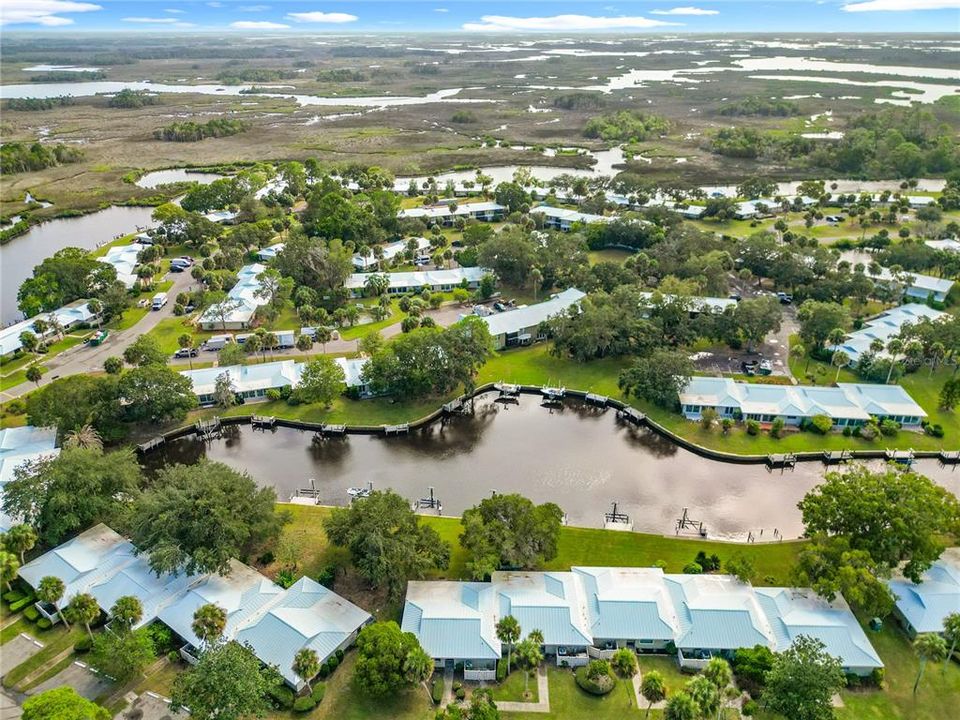 En Venta: $235,000 (2 camas, 2 baños, 1600 Pies cuadrados)